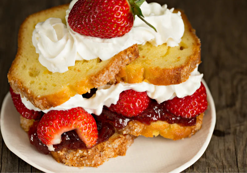 MW Strawberry Pound Cake (type) BBW Fragrance Oil 1 oz