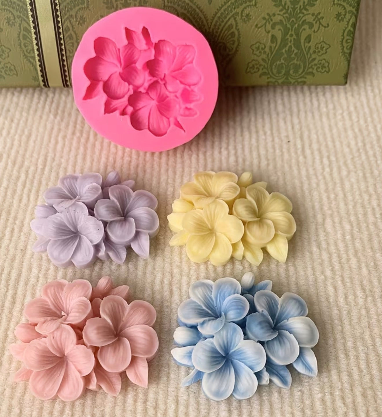 💥DISPONIBLE PRONTO💥 Molde de silicona flores