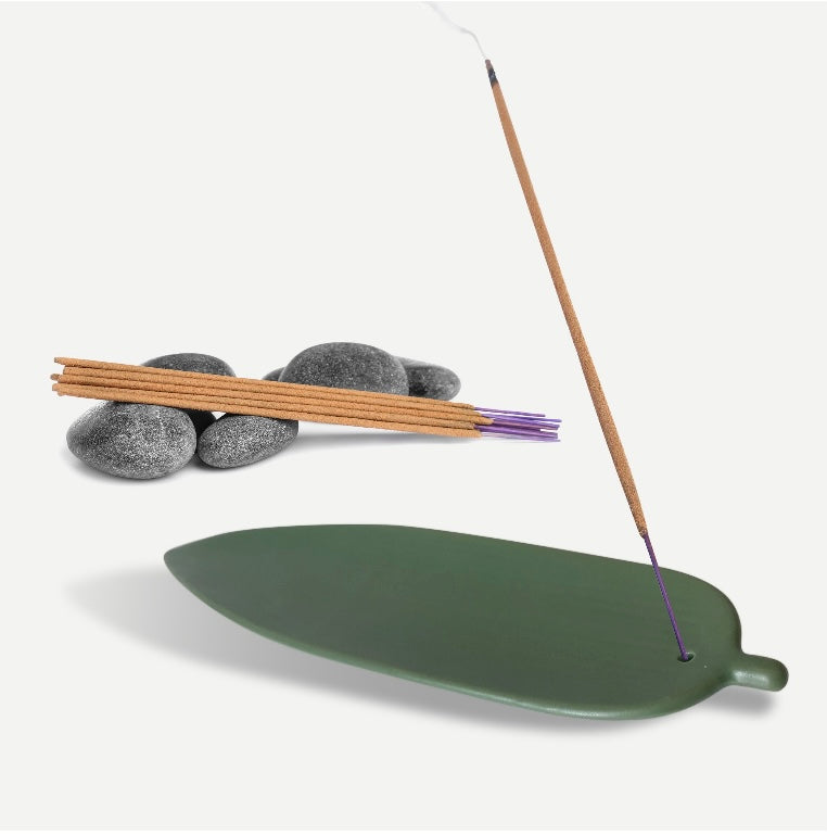 Innozen Imitation Green Leaves Ceramic Incense Holder